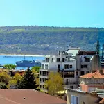 Sirena Seaview - Free Parking