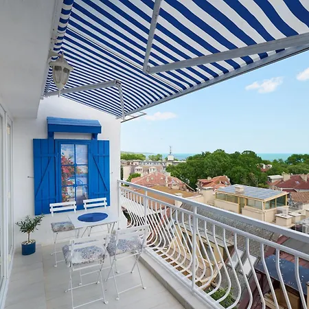 Sirena Seaview - Free Parking